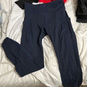 Lululemon leggings with pockets!